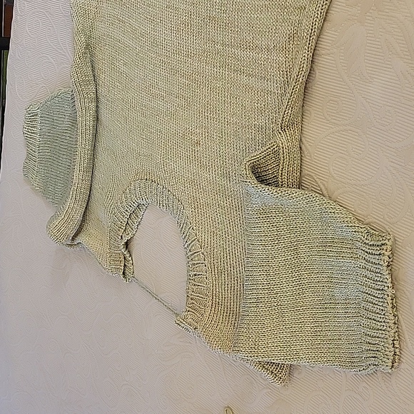 DINA Short Sleeve Sweater One Size - Picture 10 of 16